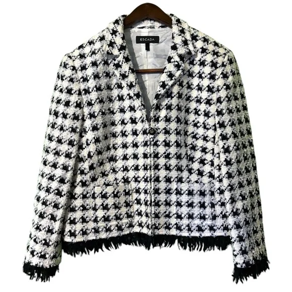 Escada Tweed Black & White Wool Blend Textured Houndstooth Blazer w/ Fringe 42